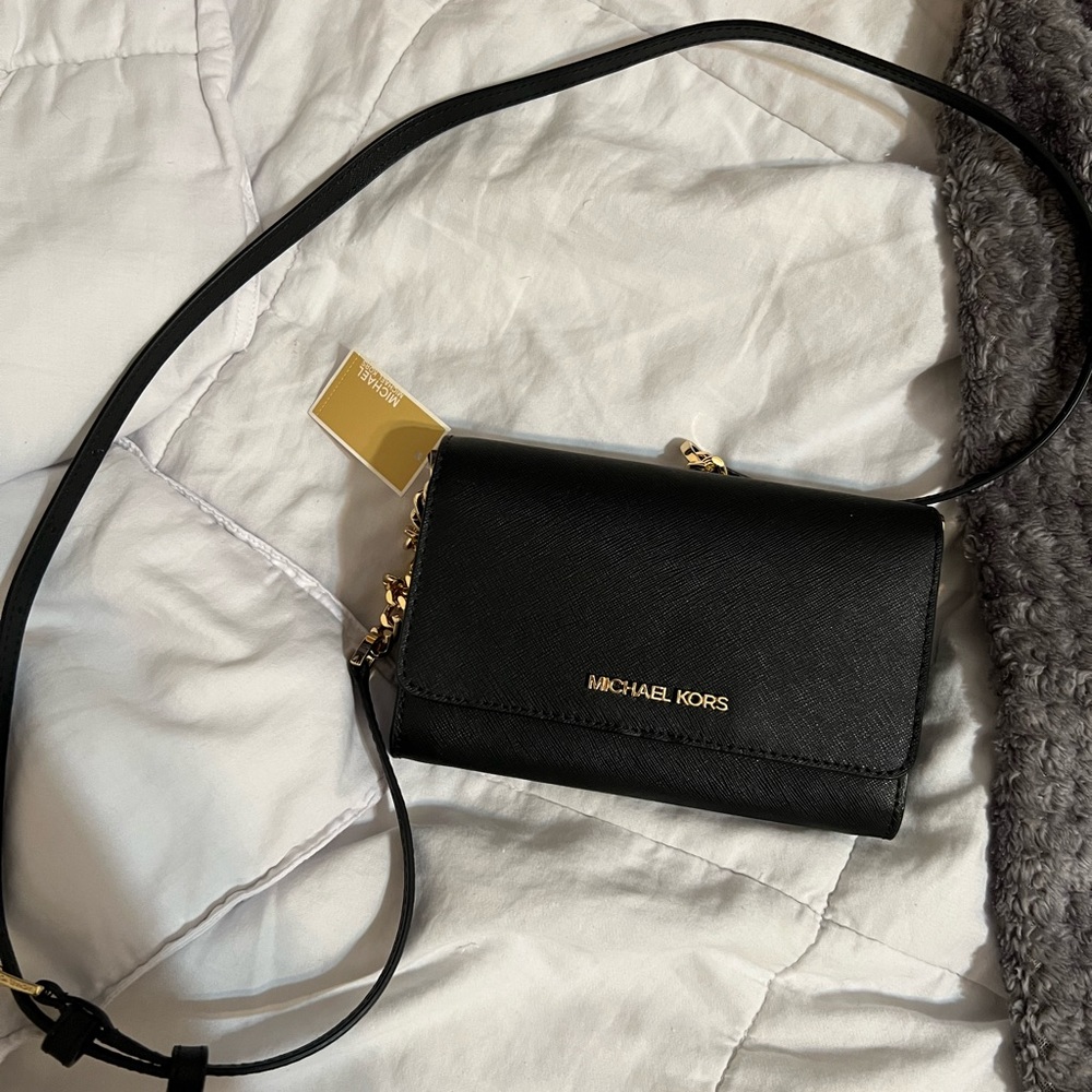 Michael Kors Black Jet Set Travel Xbody Leather Bag